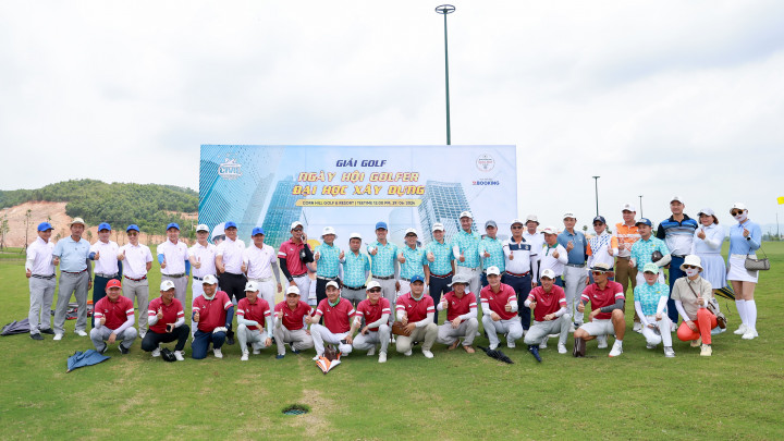 Đội 2 Liên quân các nhà thầu vô địch giải golf Ngày Hội Đại Học Xây Dựng