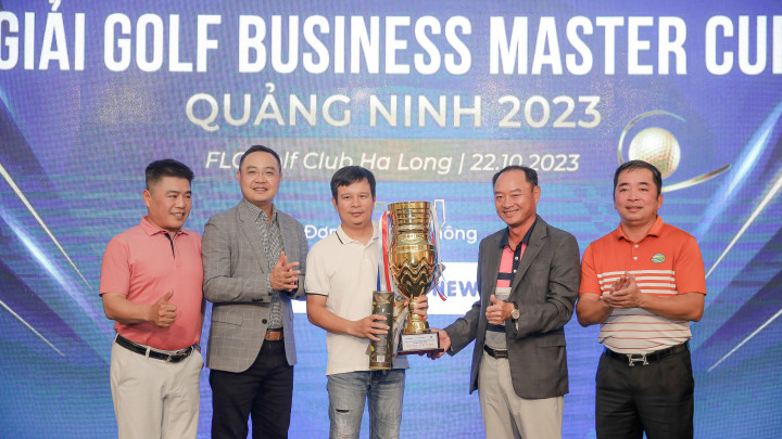 Golfer Nguyễn Văn Cường xuất sắc nhất giải Business Master Cup Quảng Ninh 2023