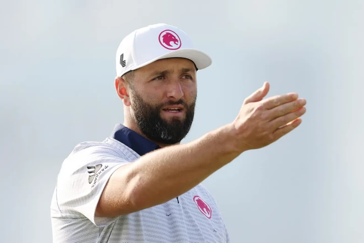 Jon Rahm khởi đầu mục tiêu tham dự Ryder Cup tại Hero Dubai Desert Classic