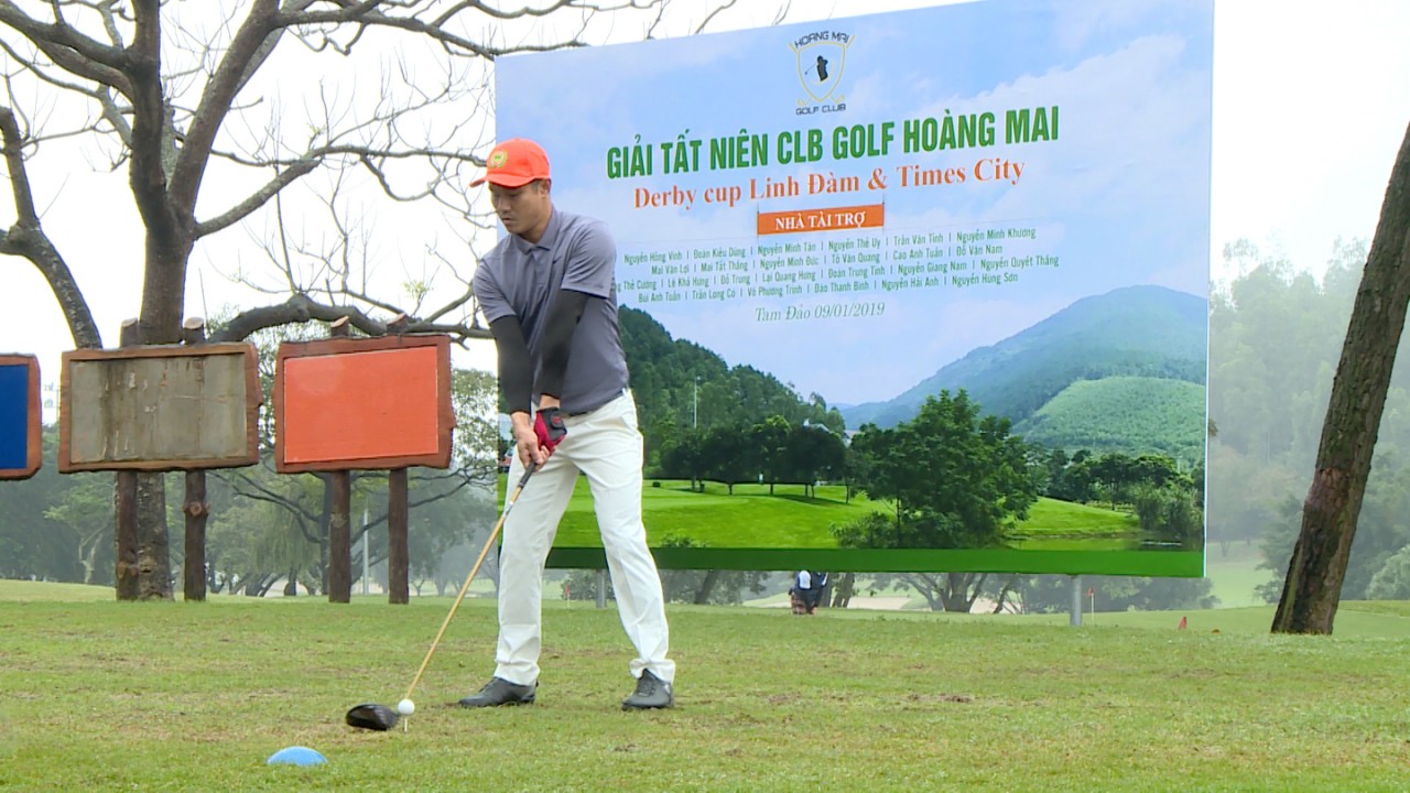 Giải golf “CLB Hoàng Mai tất niên 2018”: Hoành tráng và ấm áp