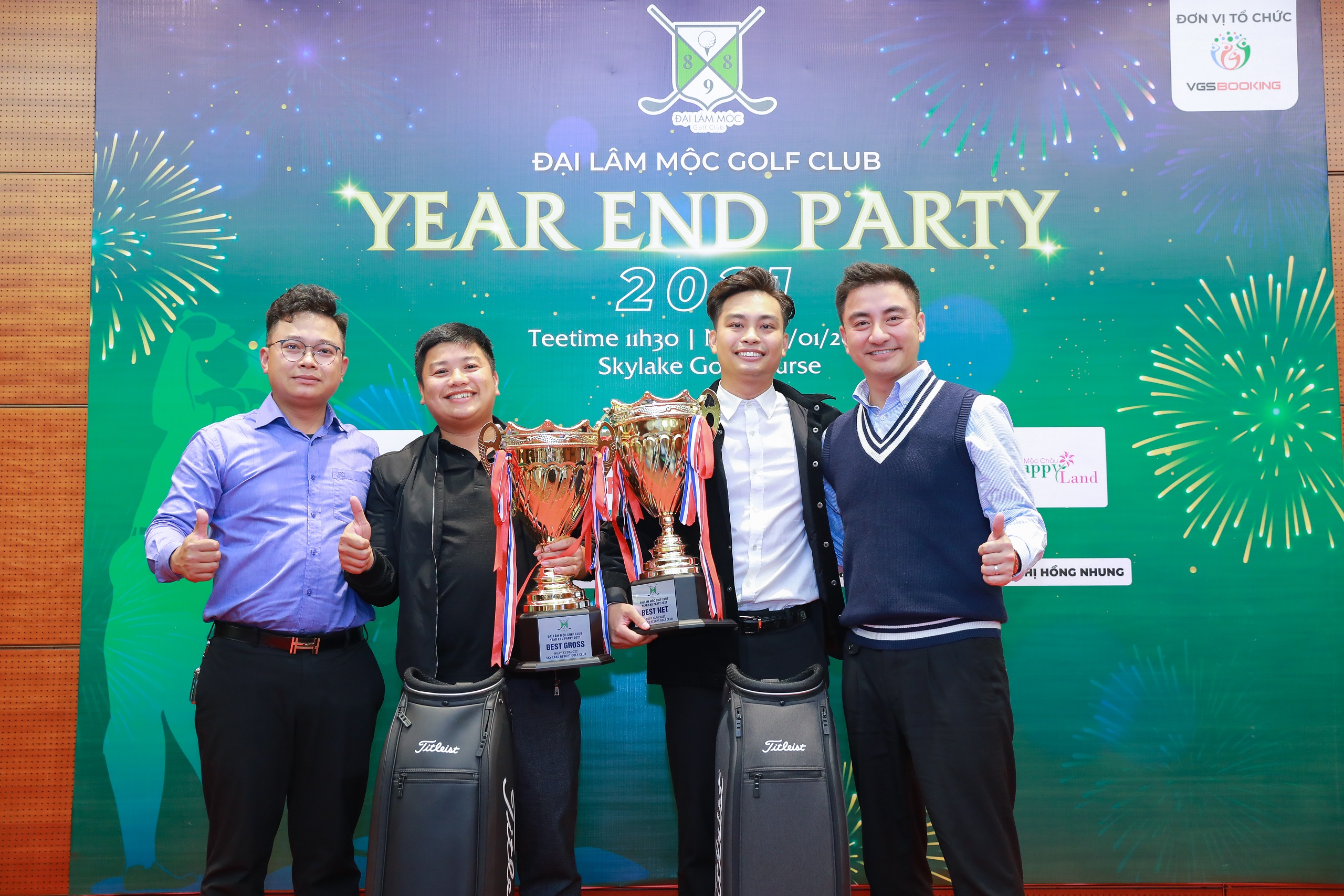 Nam thanh Nữ tú của CLB Đại Lâm Mộc tụ họp tại Year End Party 2021